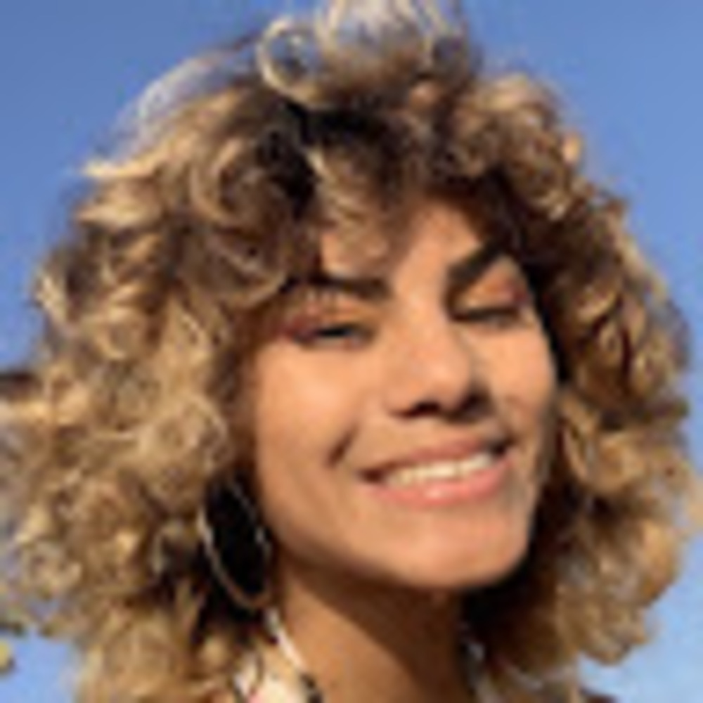 Meet your Posher, Jasmine